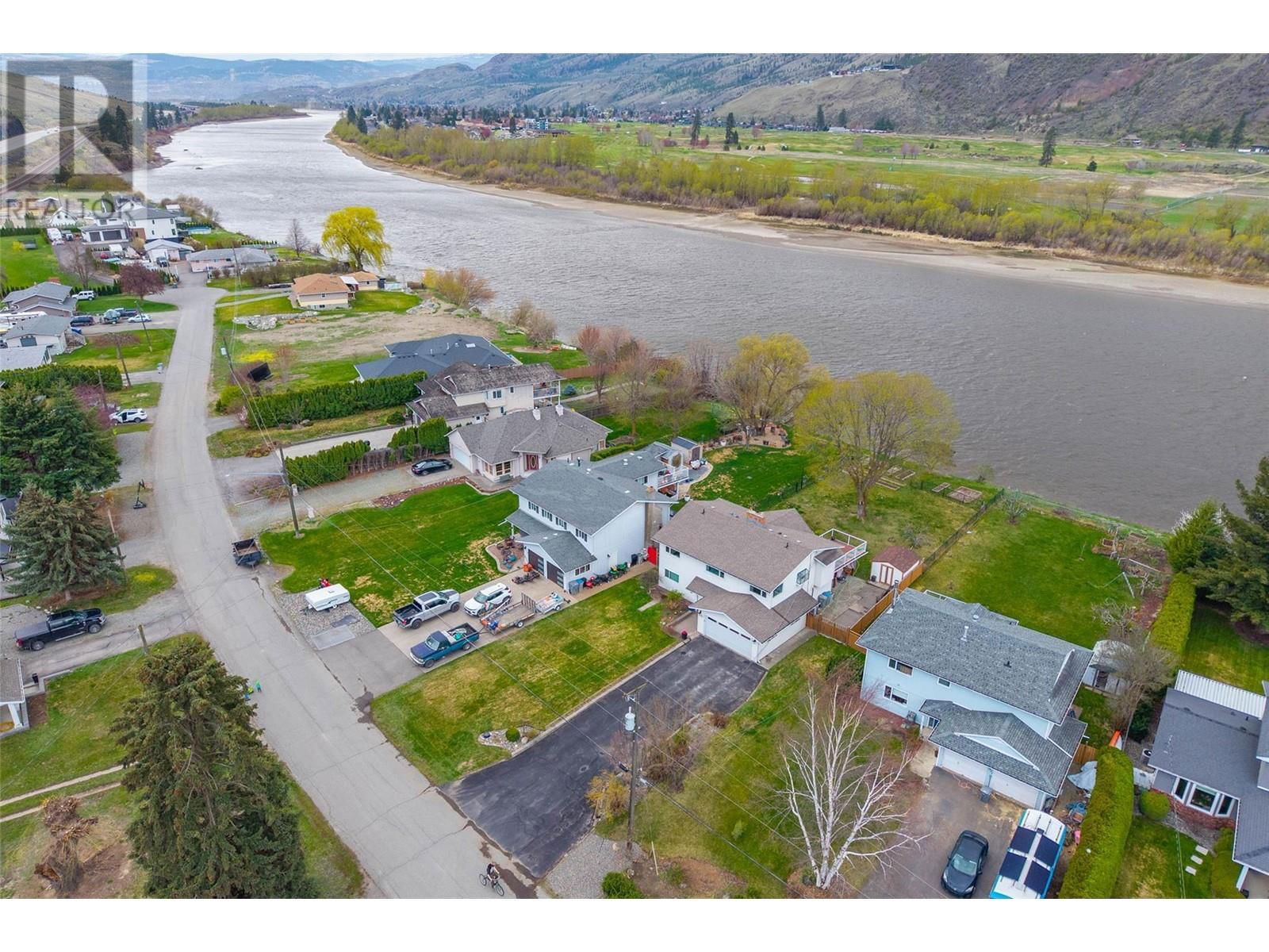 4061 DAVIE ROAD Image 64
