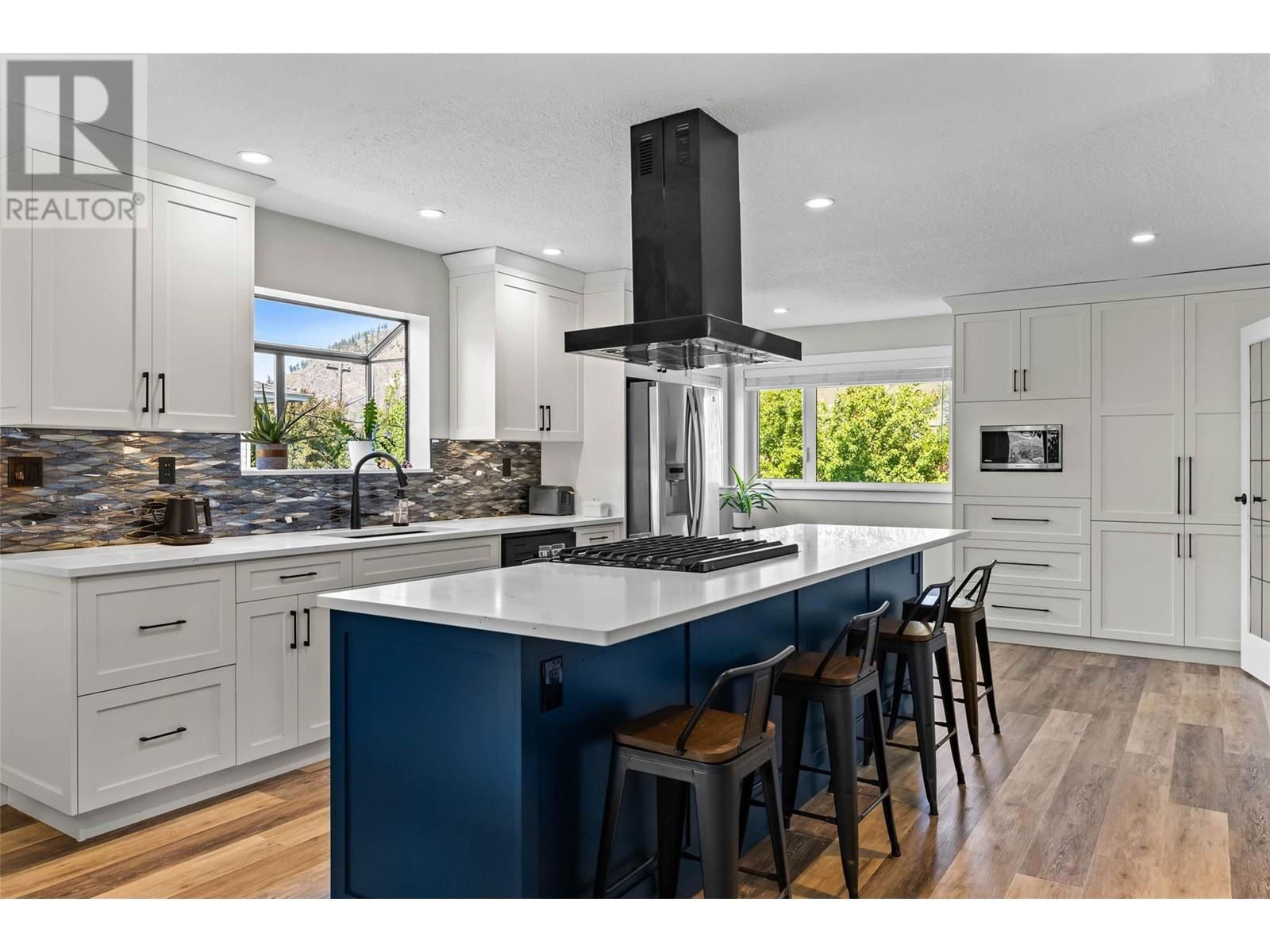 4061 DAVIE ROAD Image 7