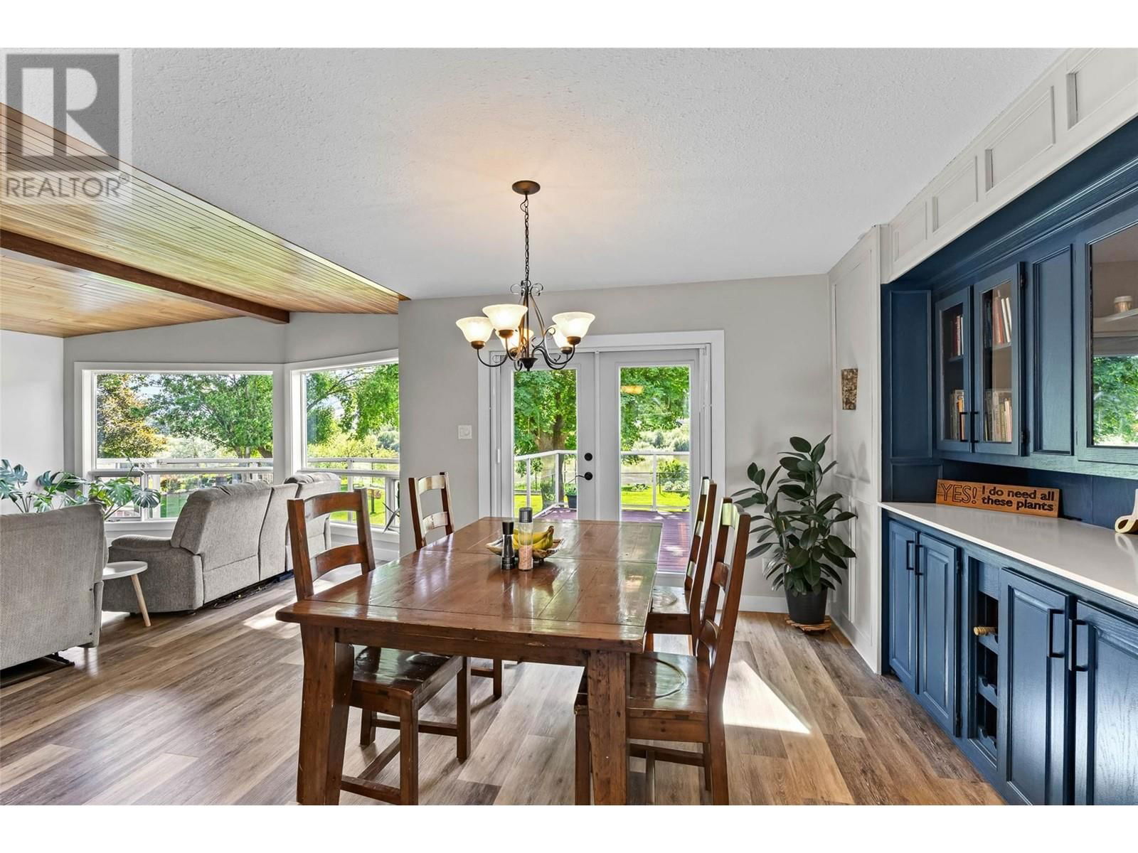 4061 DAVIE ROAD Image 8