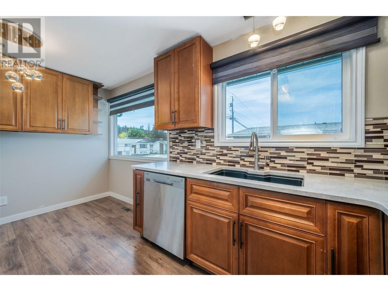 2946 SPRINGFIELD ROAD Image 14