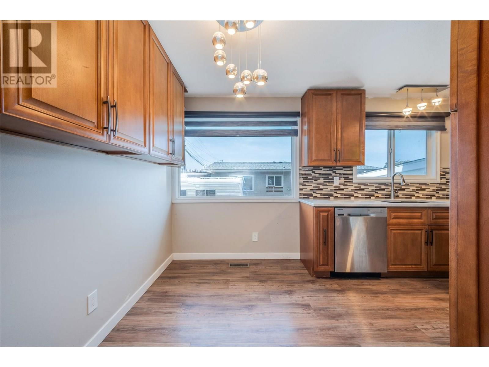 2946 SPRINGFIELD ROAD Image 17