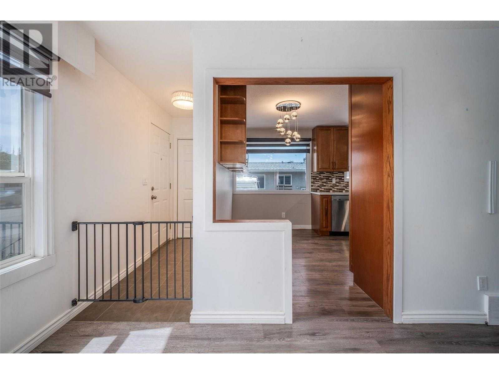 2946 SPRINGFIELD ROAD Image 18