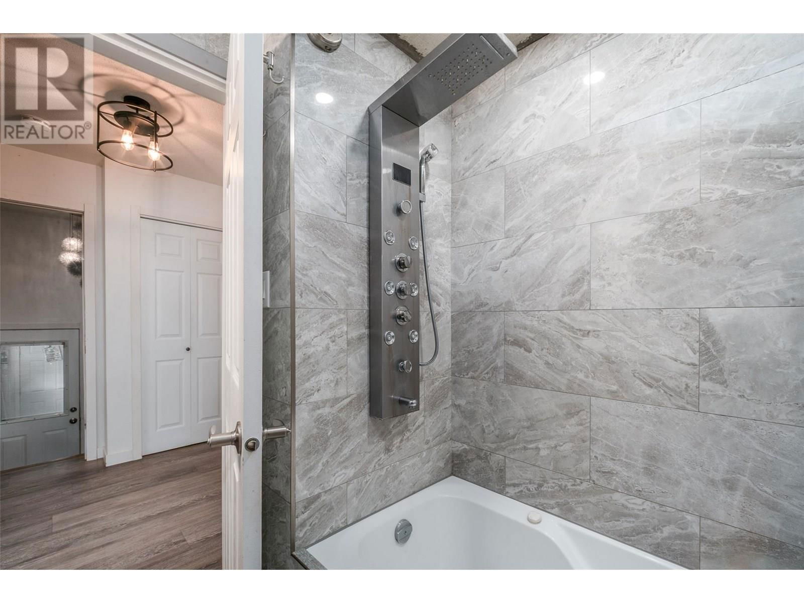 2946 SPRINGFIELD ROAD Image 26