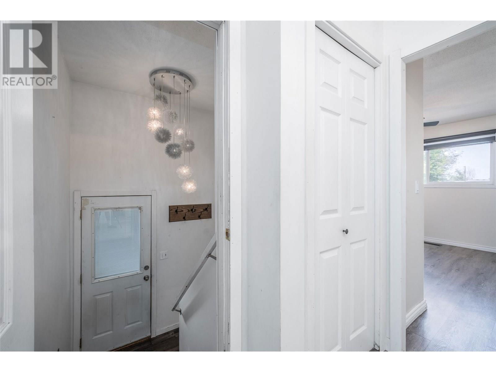 2946 SPRINGFIELD ROAD Image 27