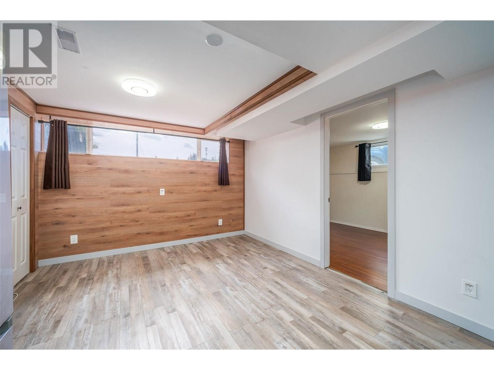 2946 SPRINGFIELD ROAD Image 29