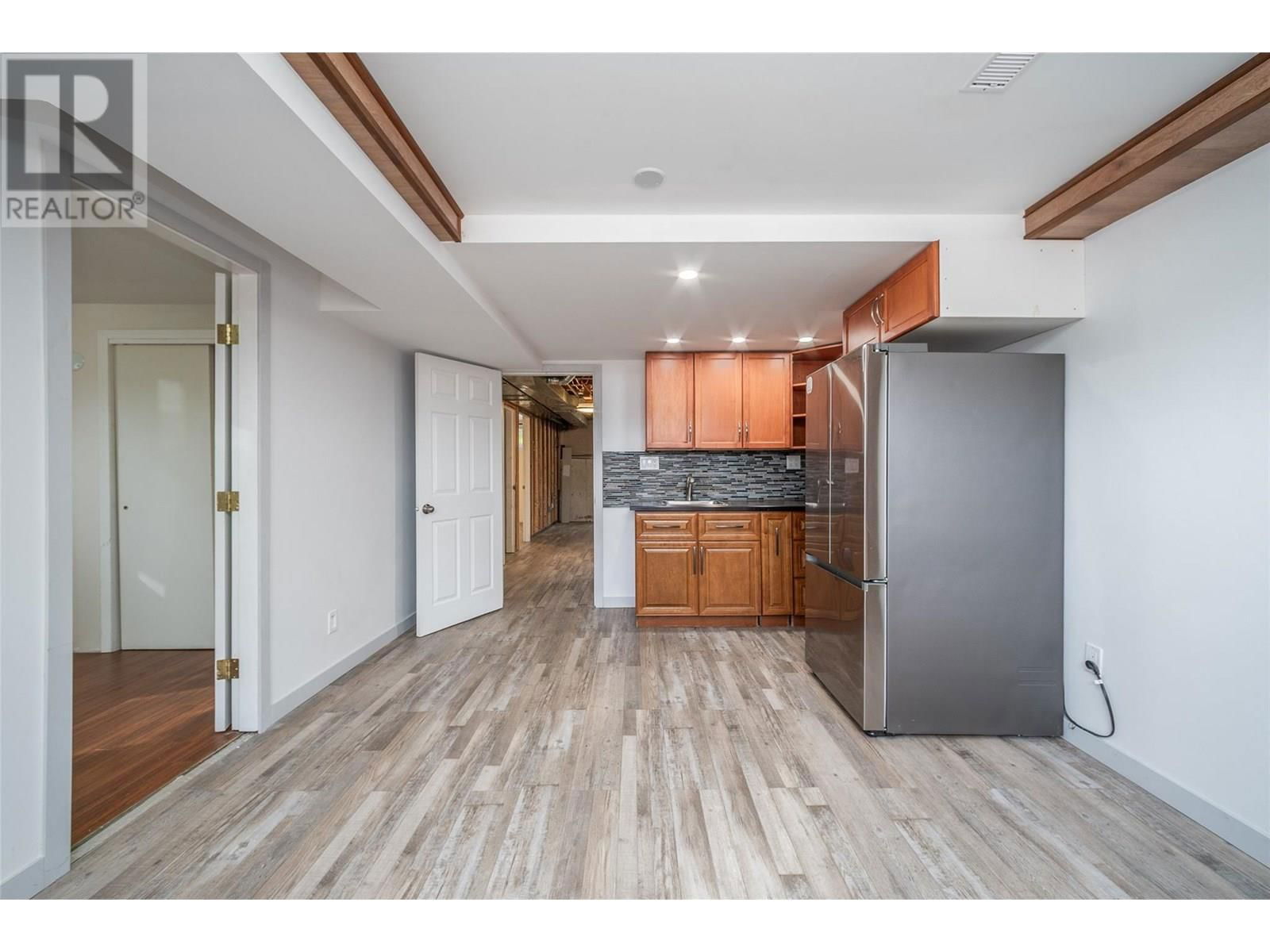 2946 SPRINGFIELD ROAD Image 32