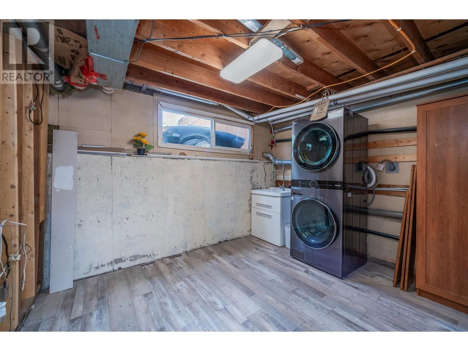 2946 SPRINGFIELD ROAD Image 40