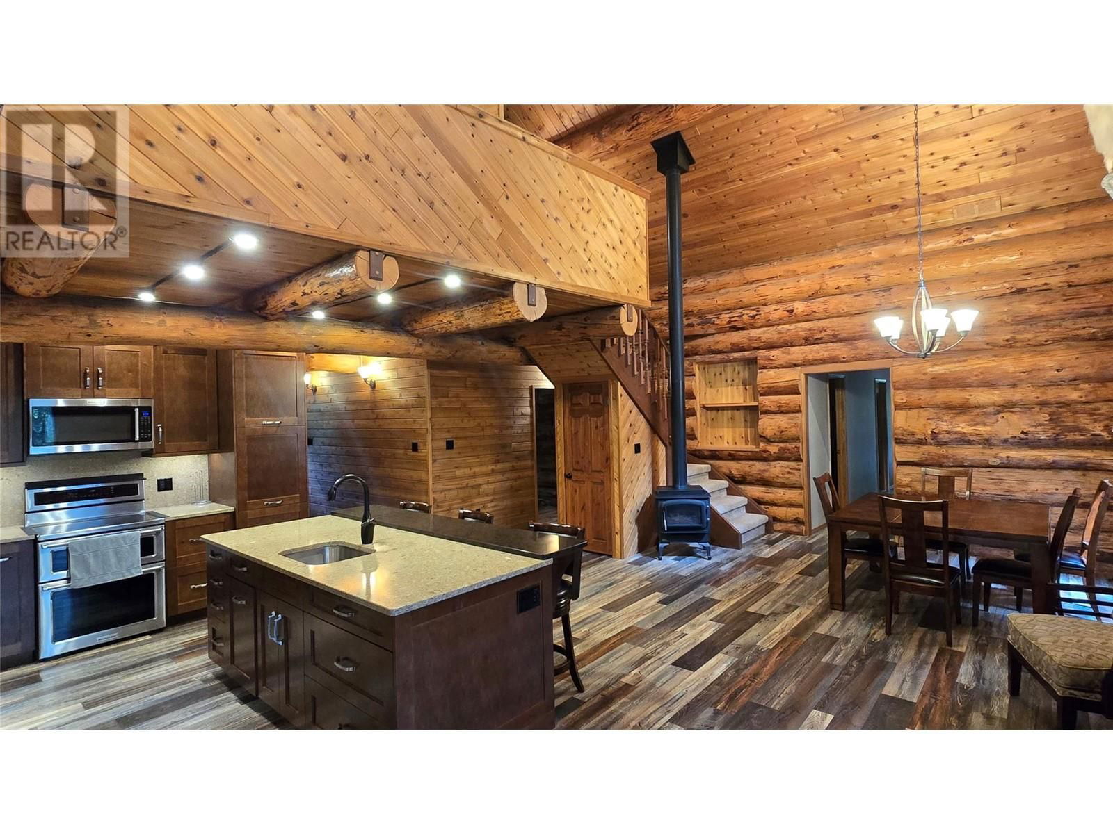 10833 MERRICK ROAD Image 11