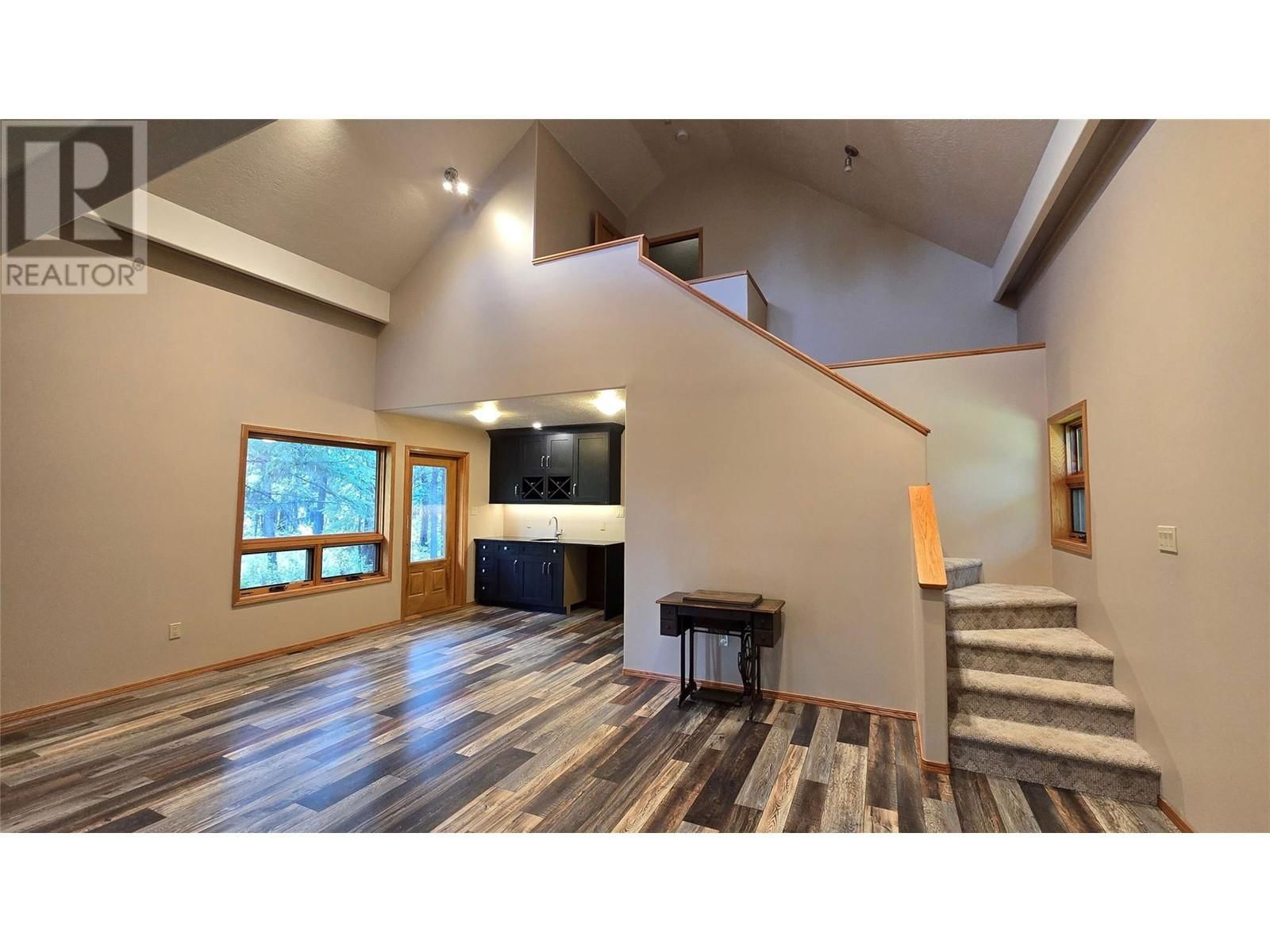 10833 MERRICK ROAD Image 28