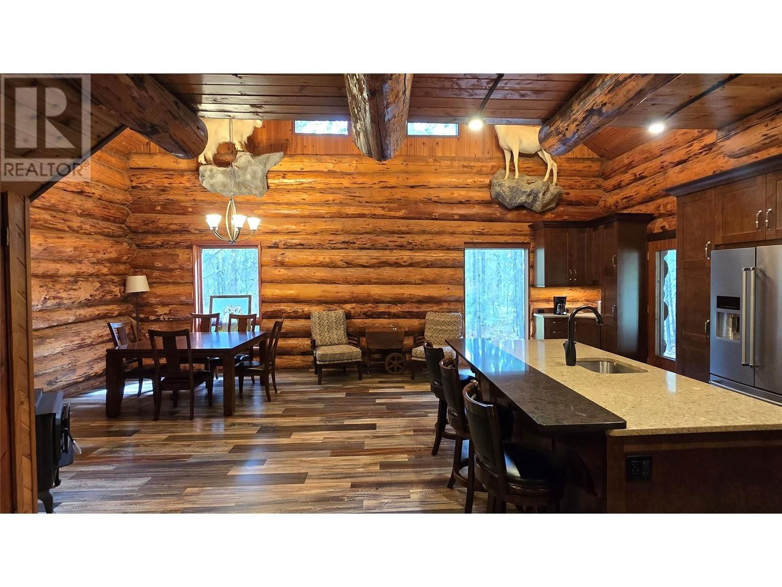 10833 MERRICK ROAD Image 6