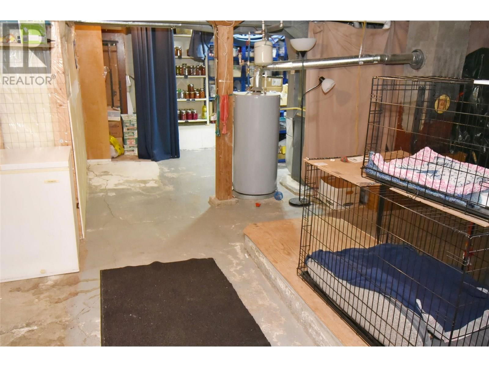 3011 38 STREET Image 31