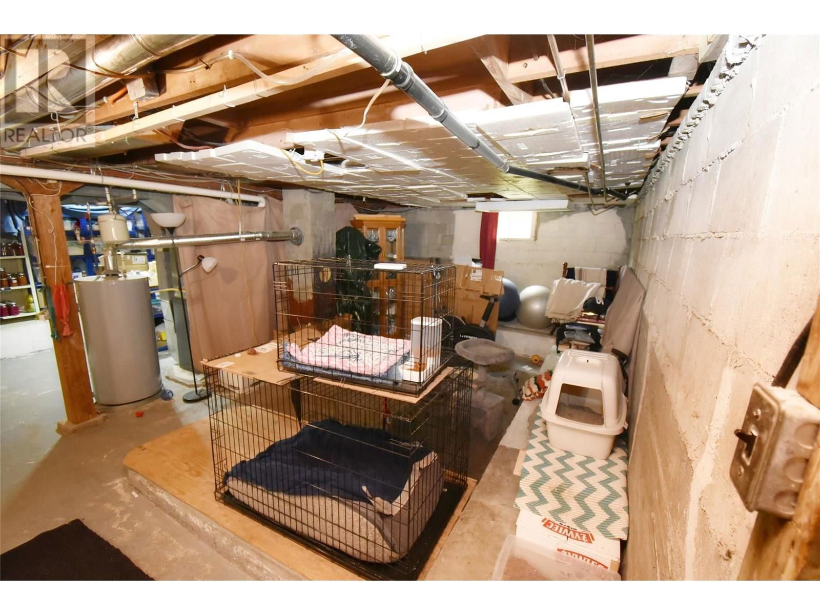 3011 38 STREET Image 37