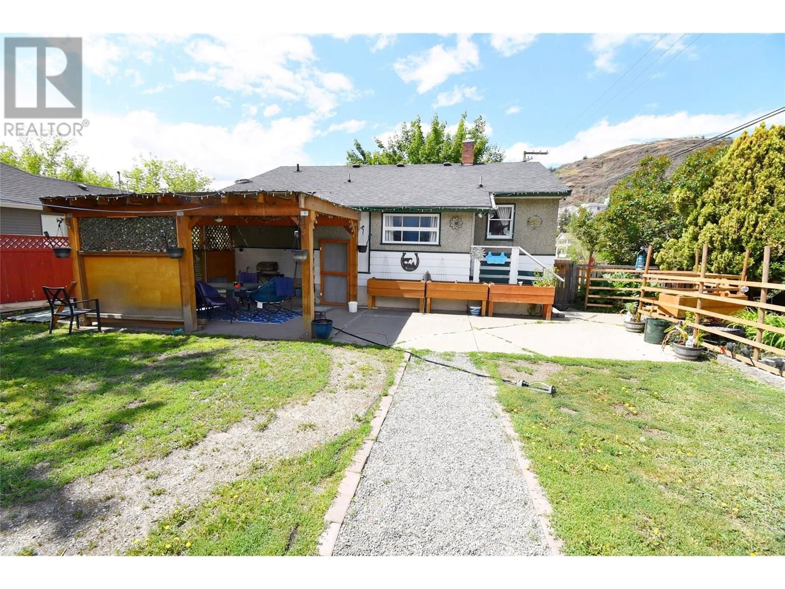 3011 38 STREET Image 56