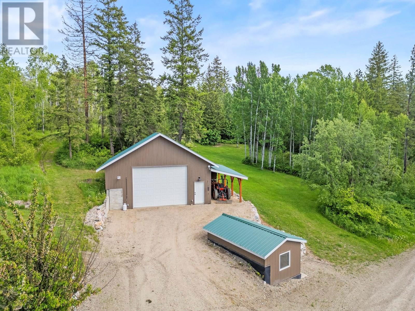 1099 ENDERBY MABEL LAKE ROAD Image 67