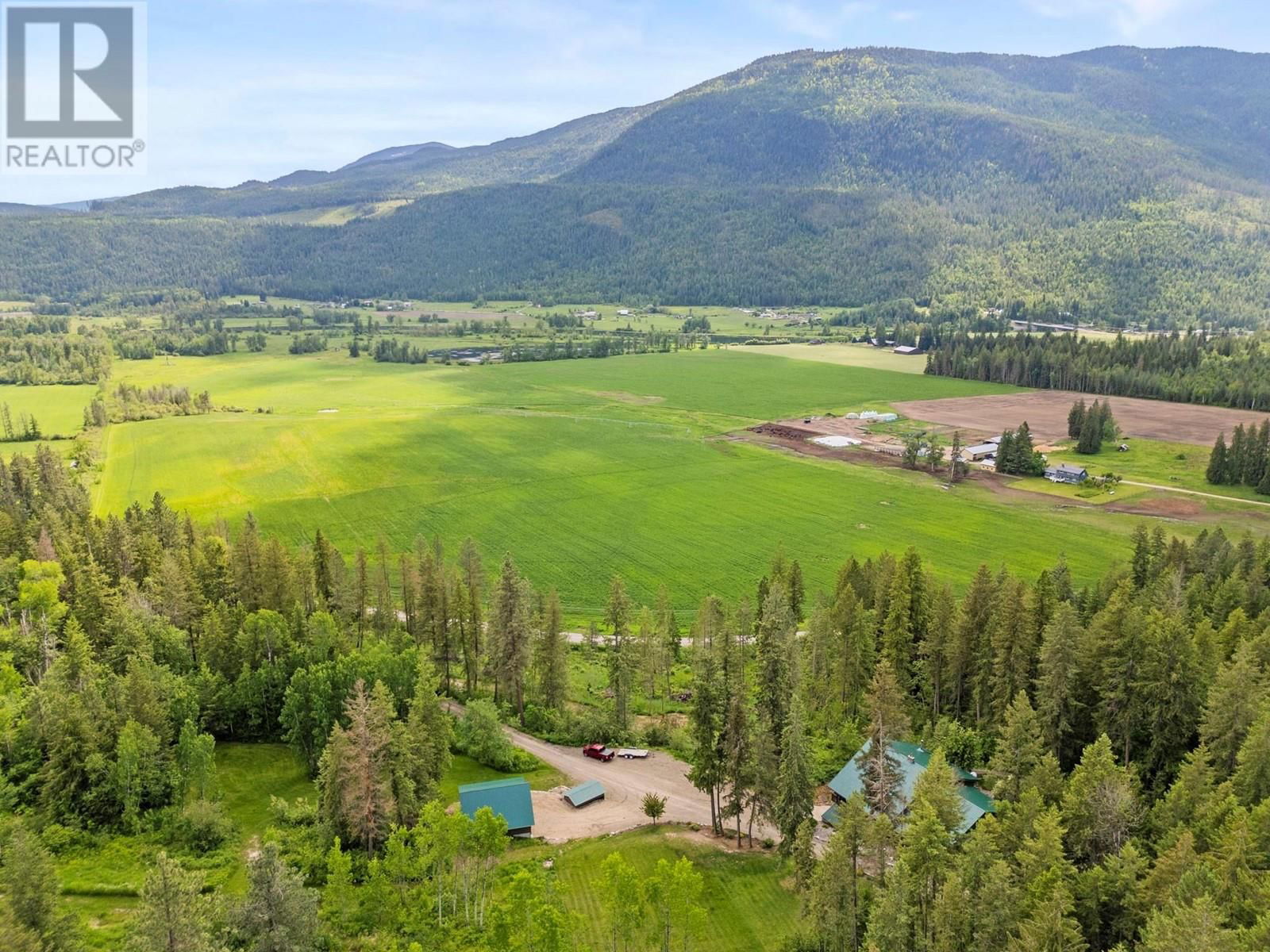 1099 ENDERBY MABEL LAKE ROAD Image 97