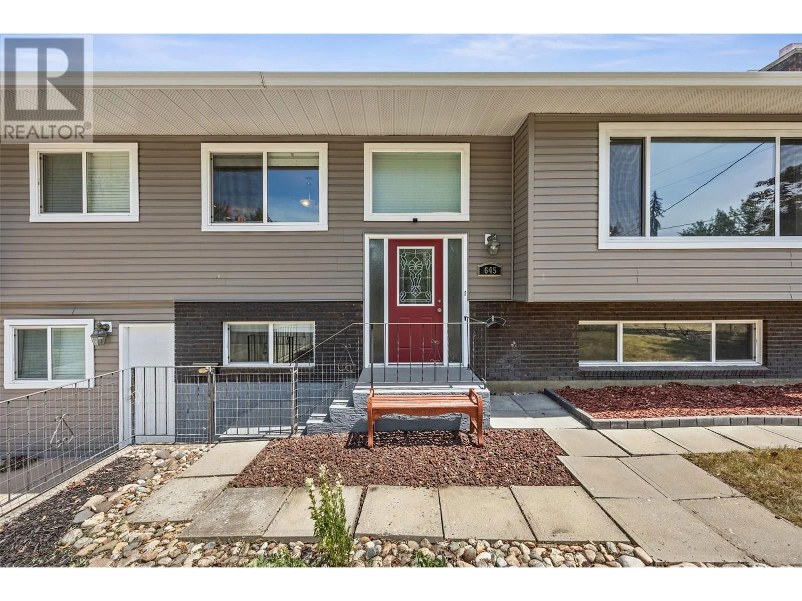 645 MARK ROAD Image 1
