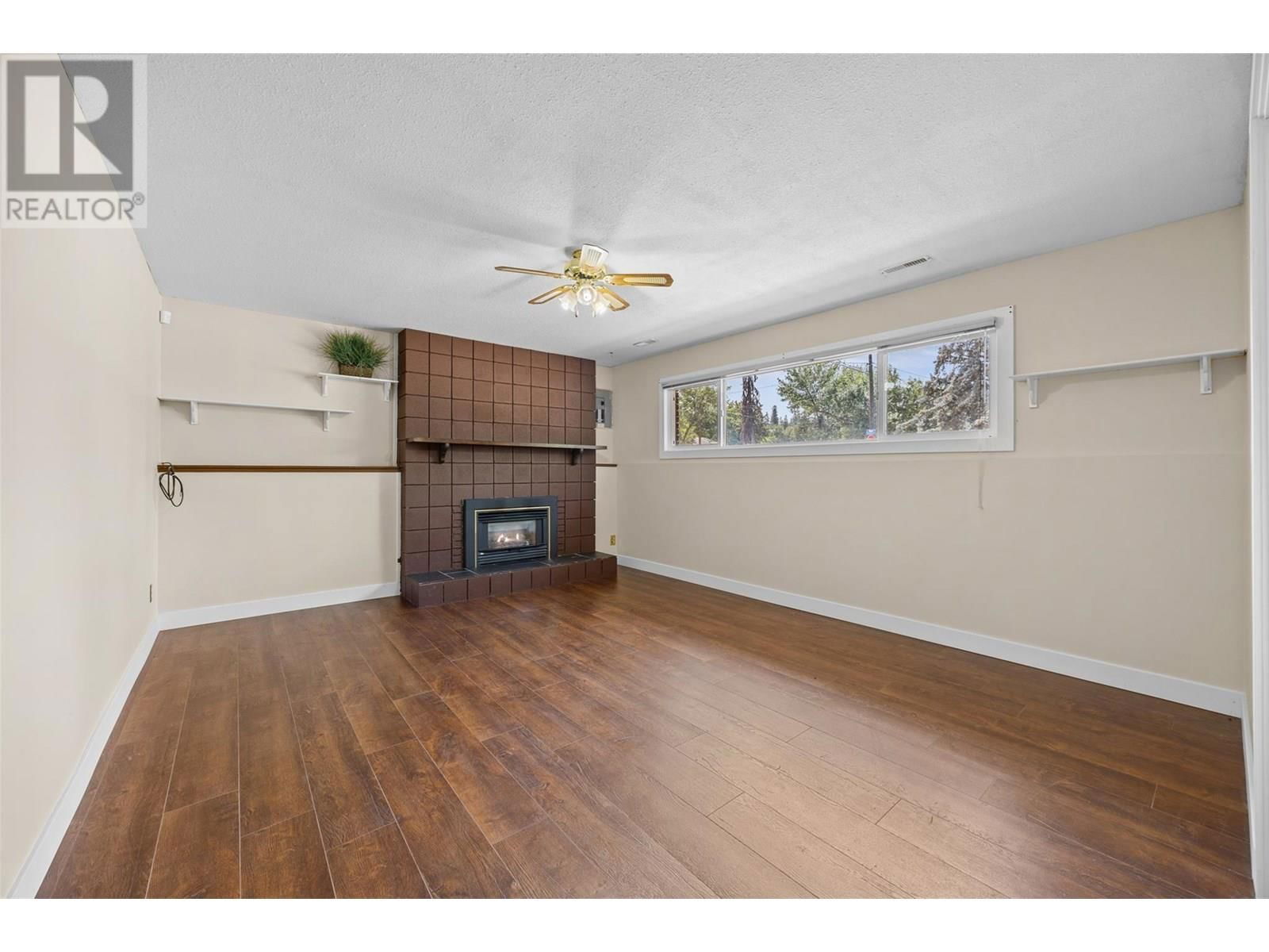 645 MARK ROAD Image 29