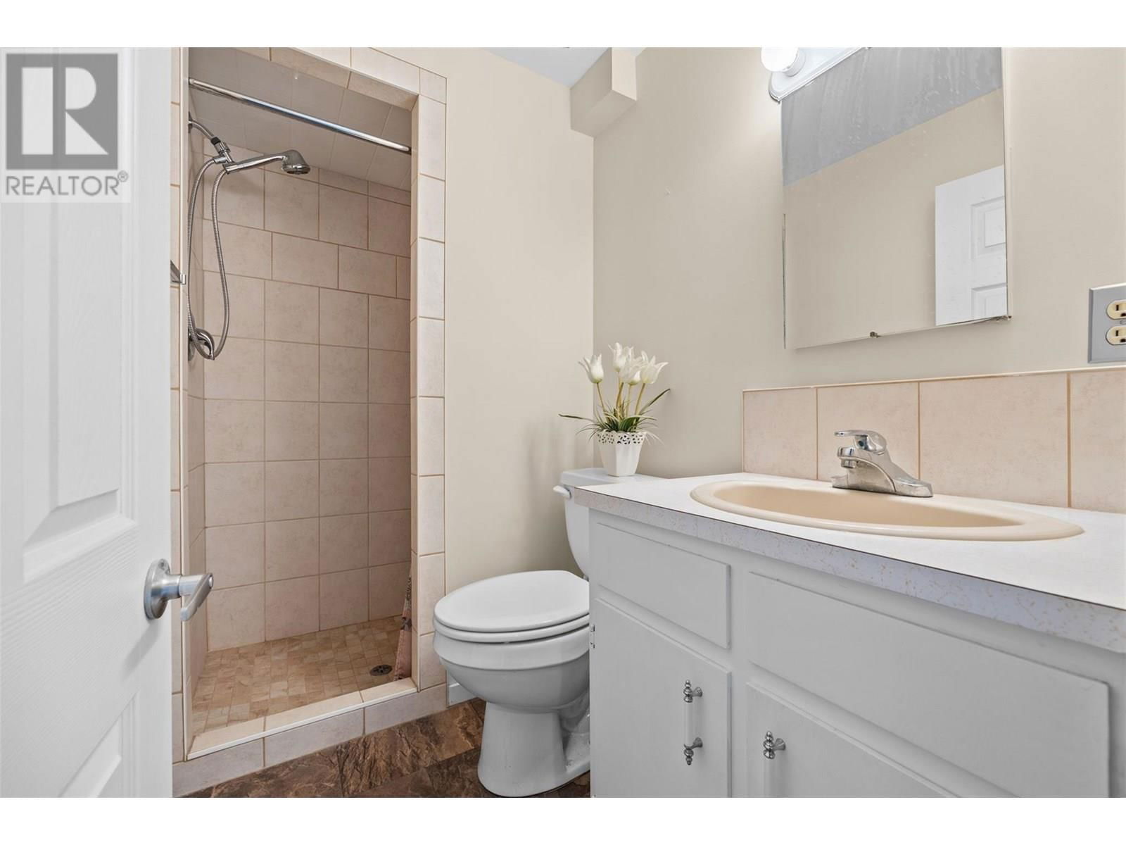 645 MARK ROAD Image 33