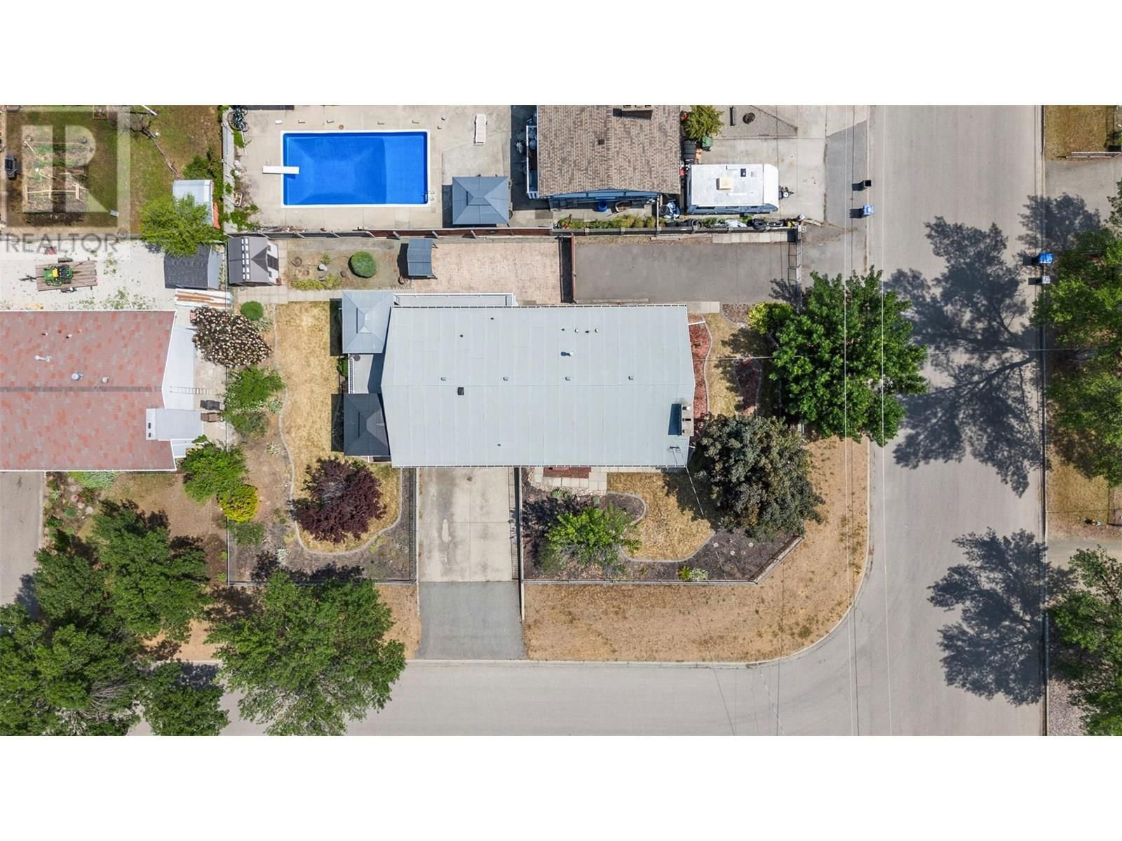 645 MARK ROAD Image 44