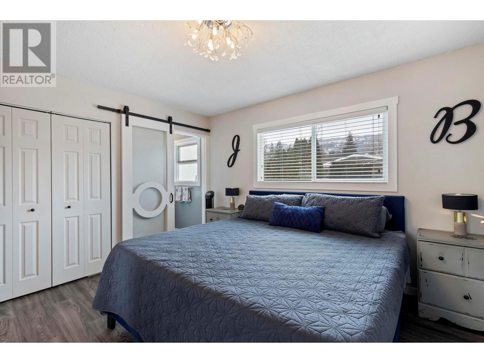 3548 MACDONNEL ROAD Image 33