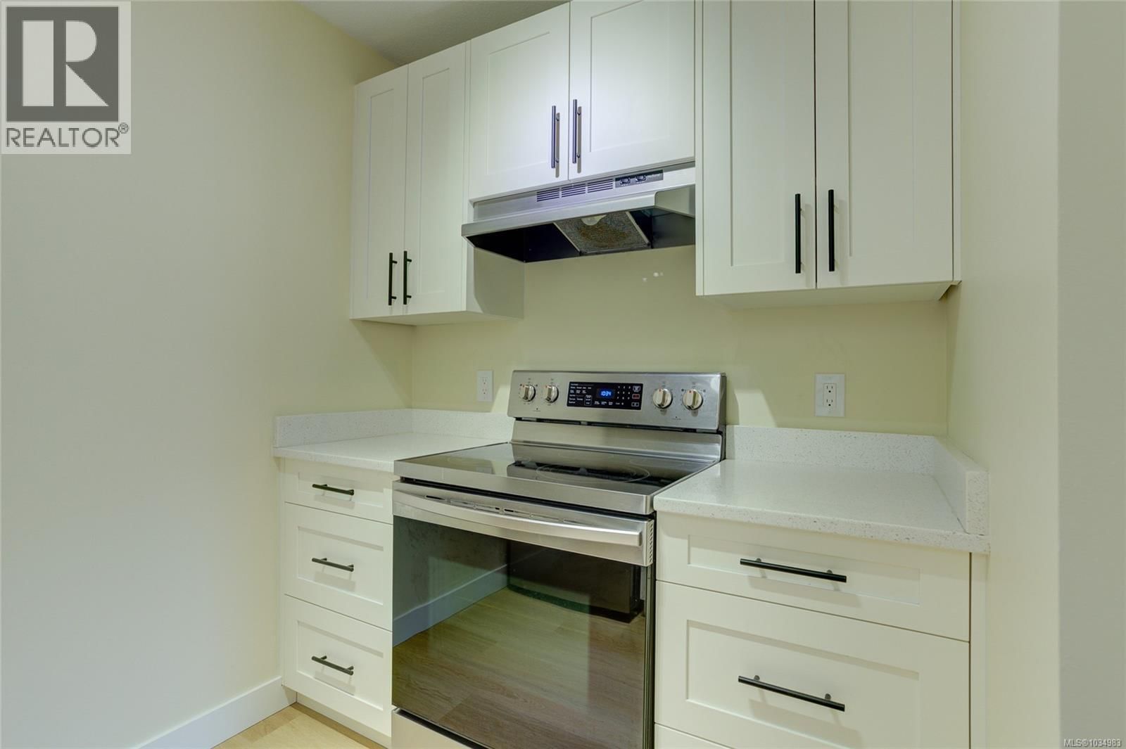 103 40 Stanley Road property photo