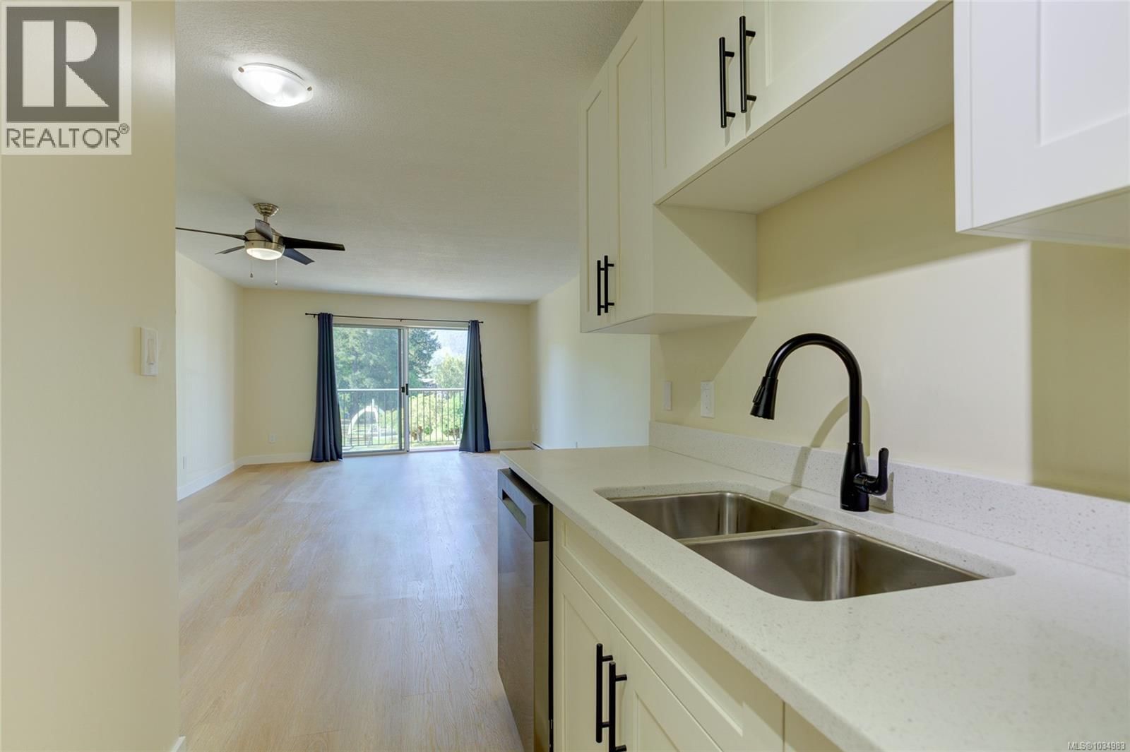 103 40 Stanley Road property photo
