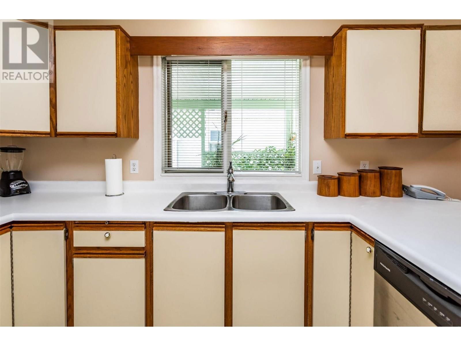 184 - 1255 RAYMER AVENUE Image 10