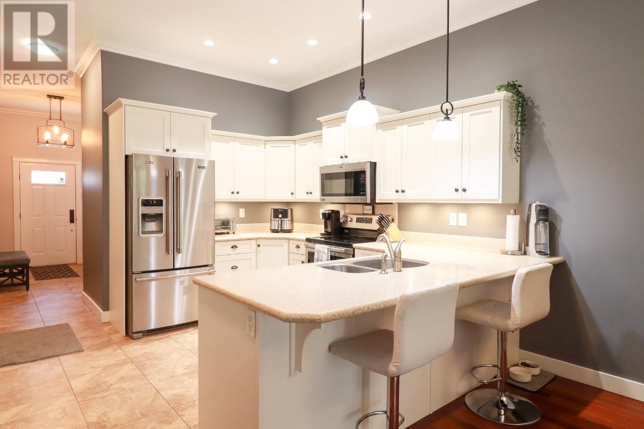 107 - 2629 CORNWALL DRIVE Image 3