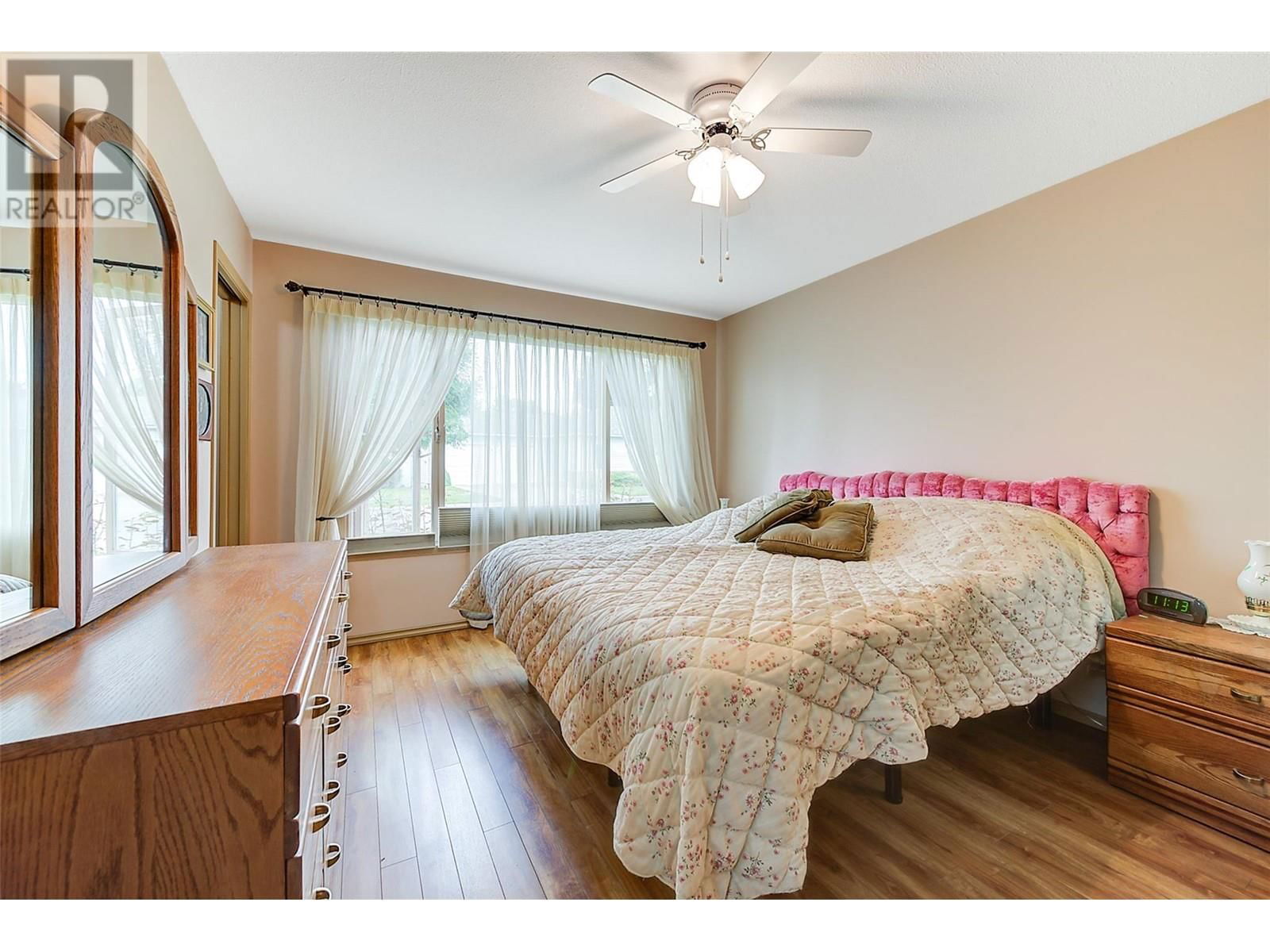 37 - 1101 CAMERON AVENUE Image 25