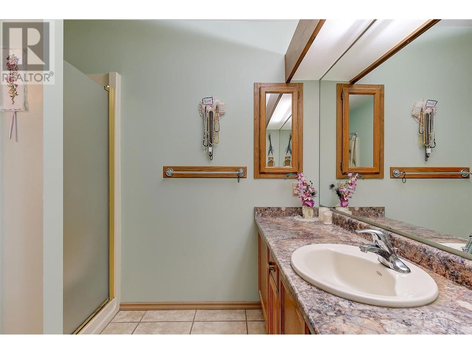 37 - 1101 CAMERON AVENUE Image 28