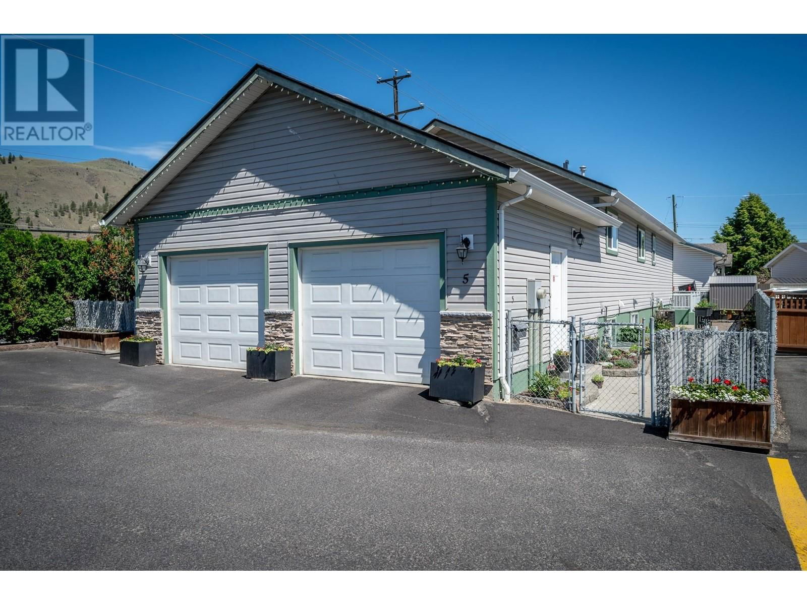 Listing Image 0