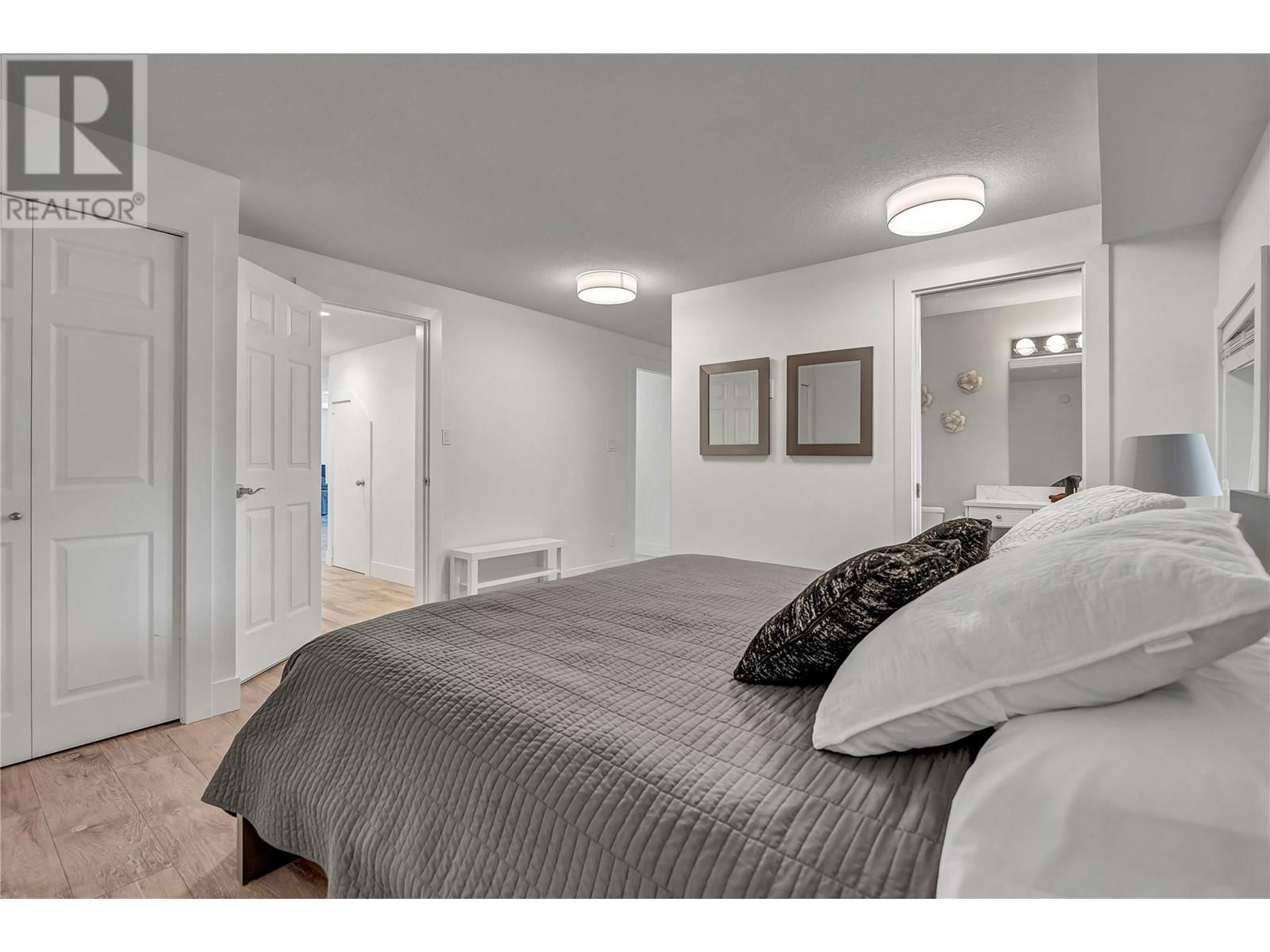 2205 NARAMATA ROAD Image 24