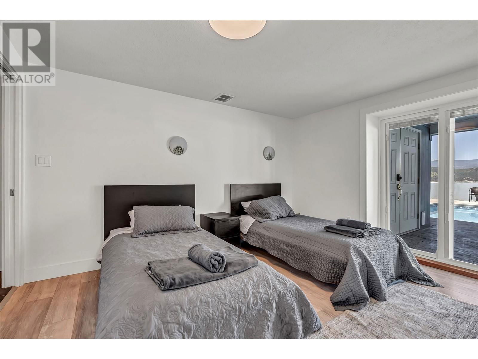 2205 NARAMATA ROAD Image 31