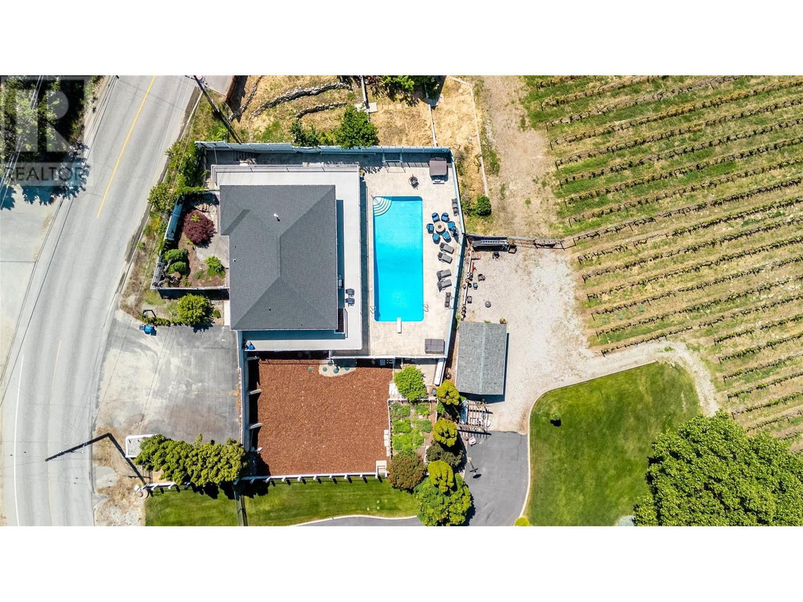2205 NARAMATA ROAD Image 4