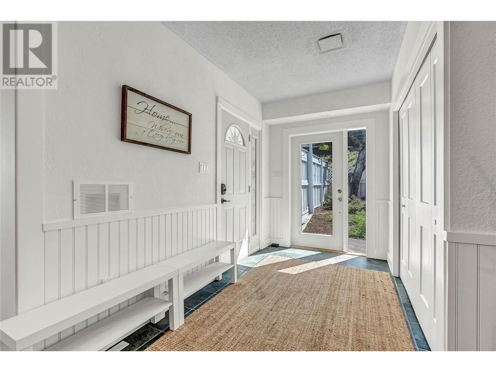 2205 NARAMATA ROAD Image 5