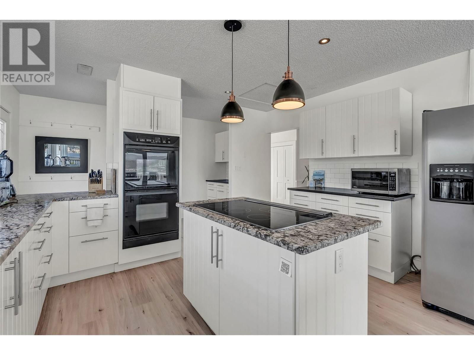 2205 NARAMATA ROAD Image 7