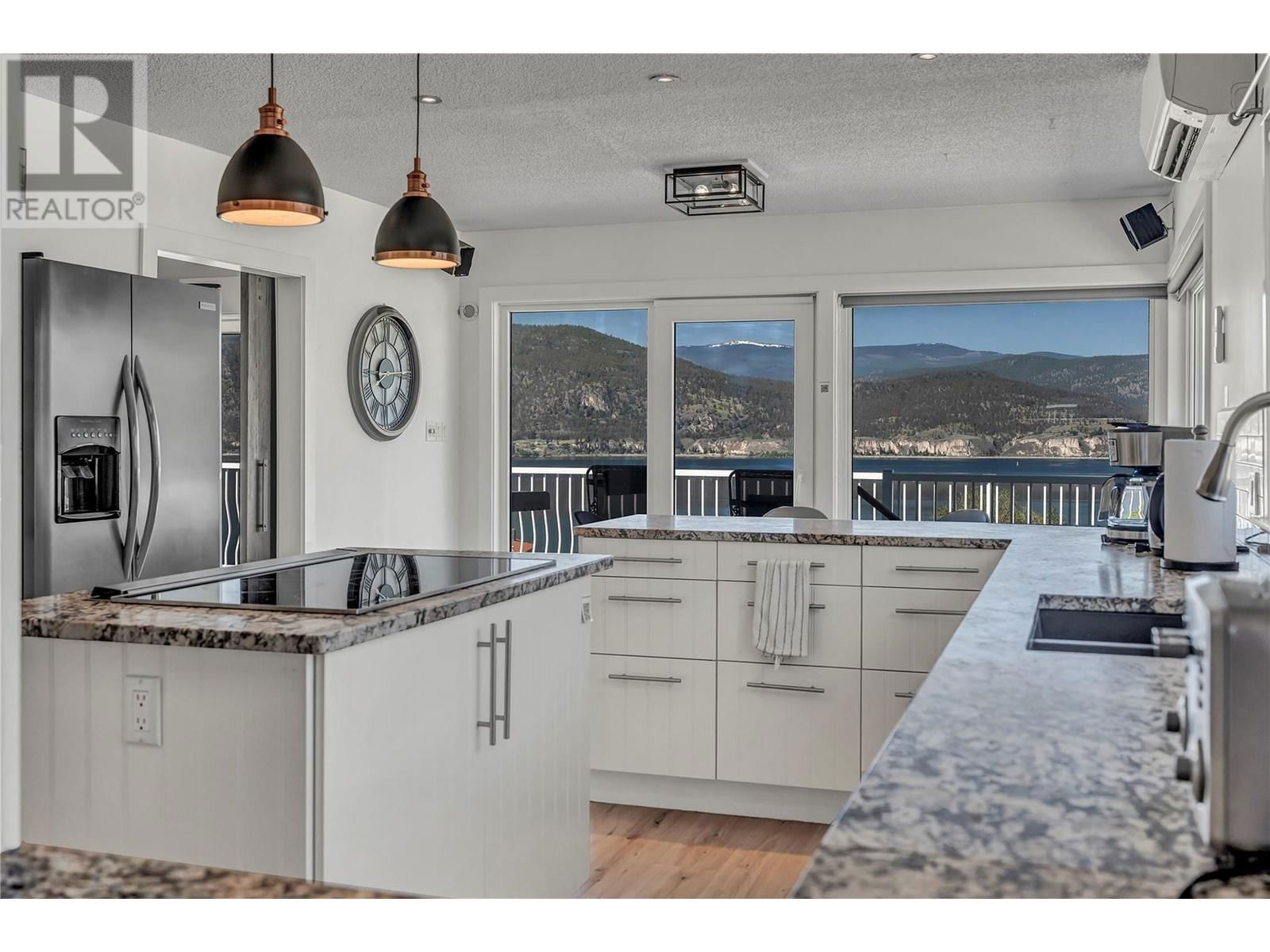 2205 NARAMATA ROAD Image 9