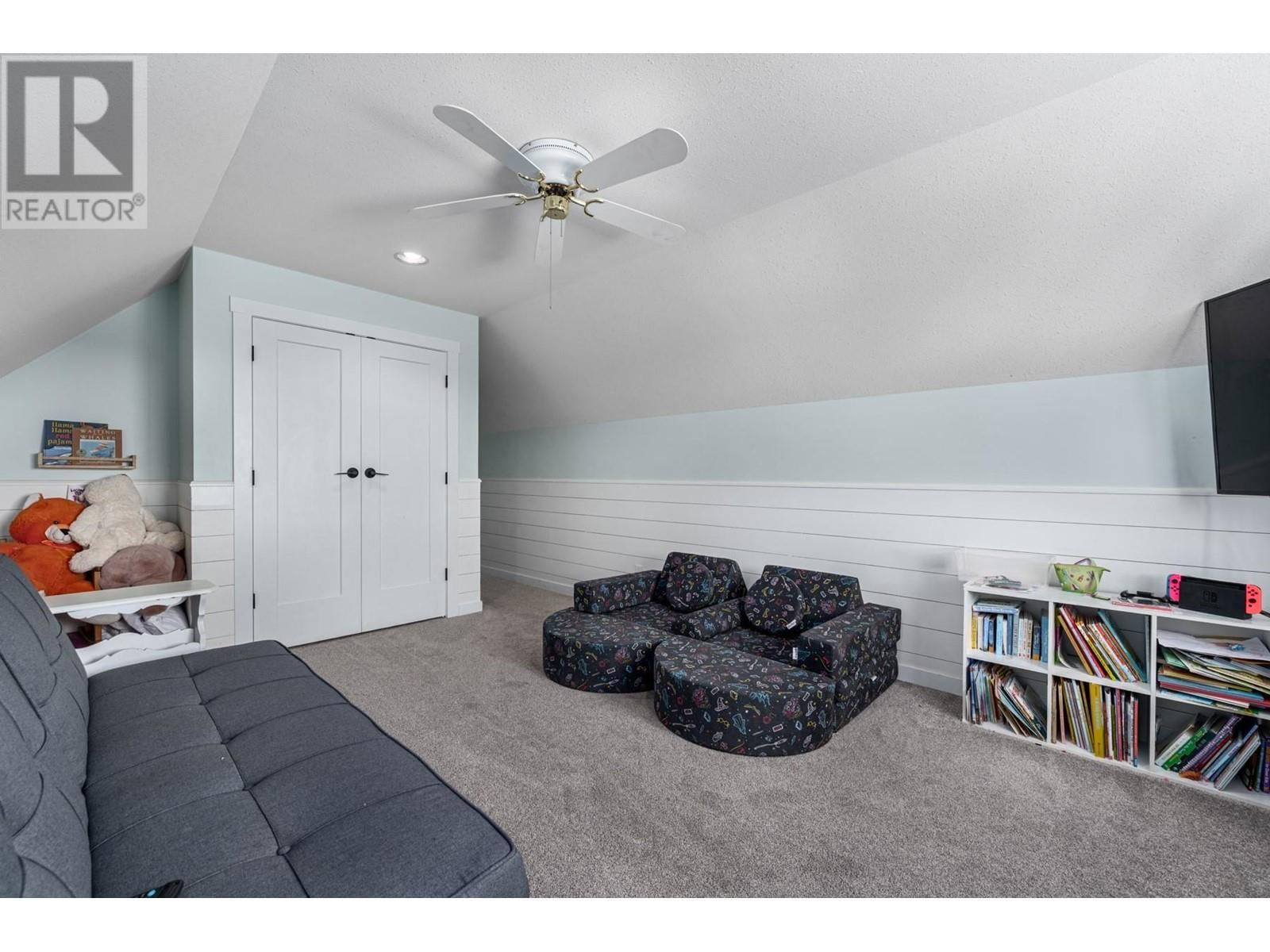2073 SENTRY PLACE Image 25
