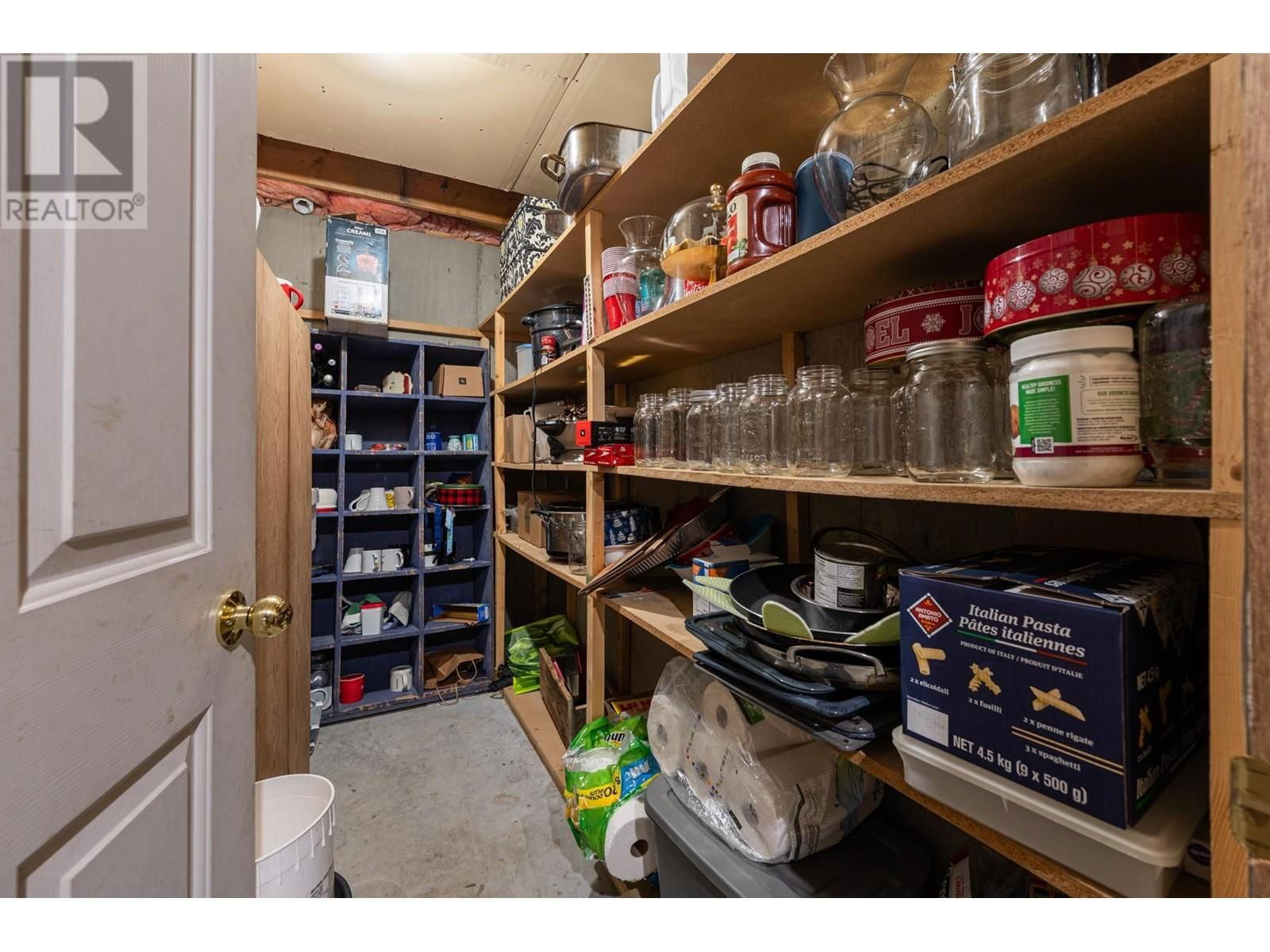 2073 SENTRY PLACE Image 35