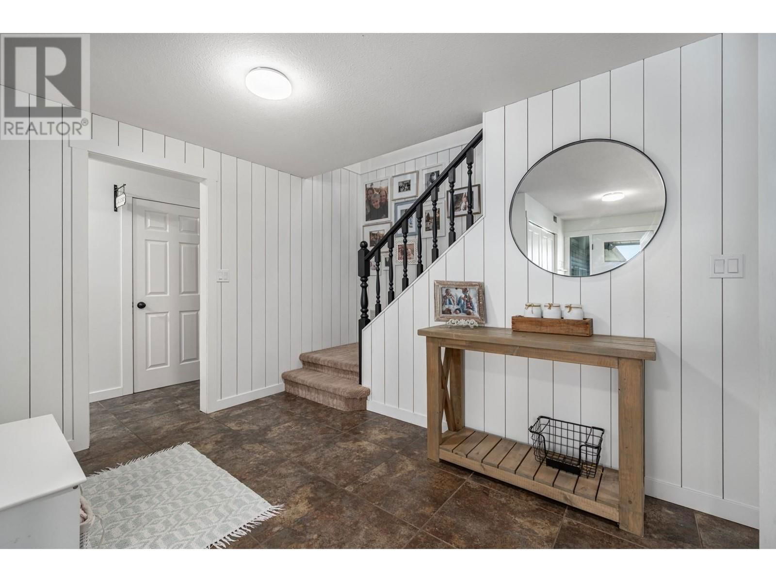 2073 SENTRY PLACE Image 5