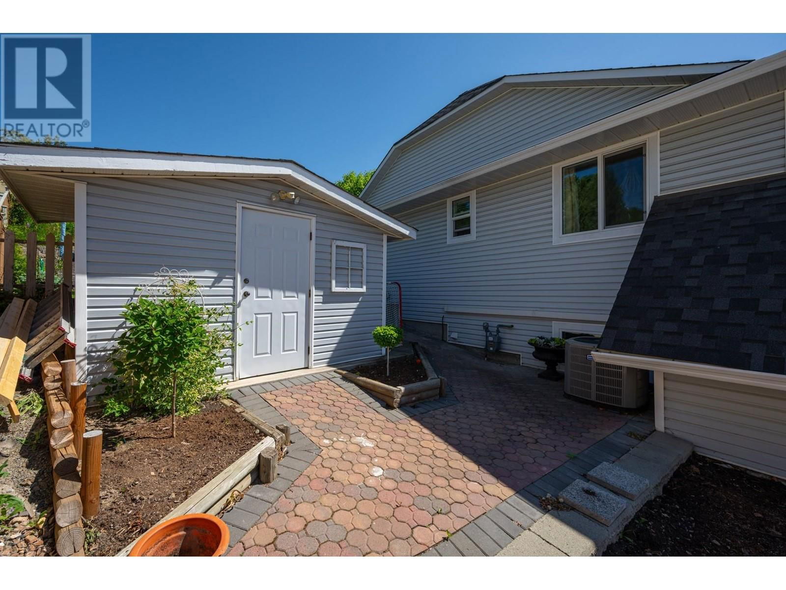 2073 SENTRY PLACE Image 52