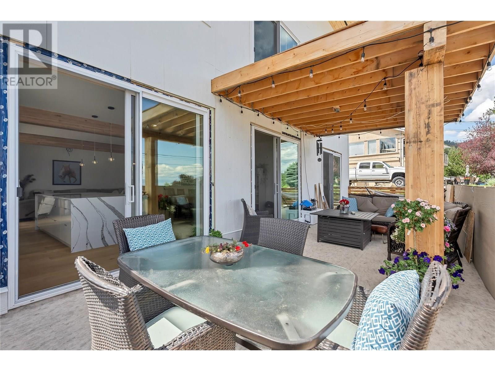6074 JACKSON CRESCENT Image 20