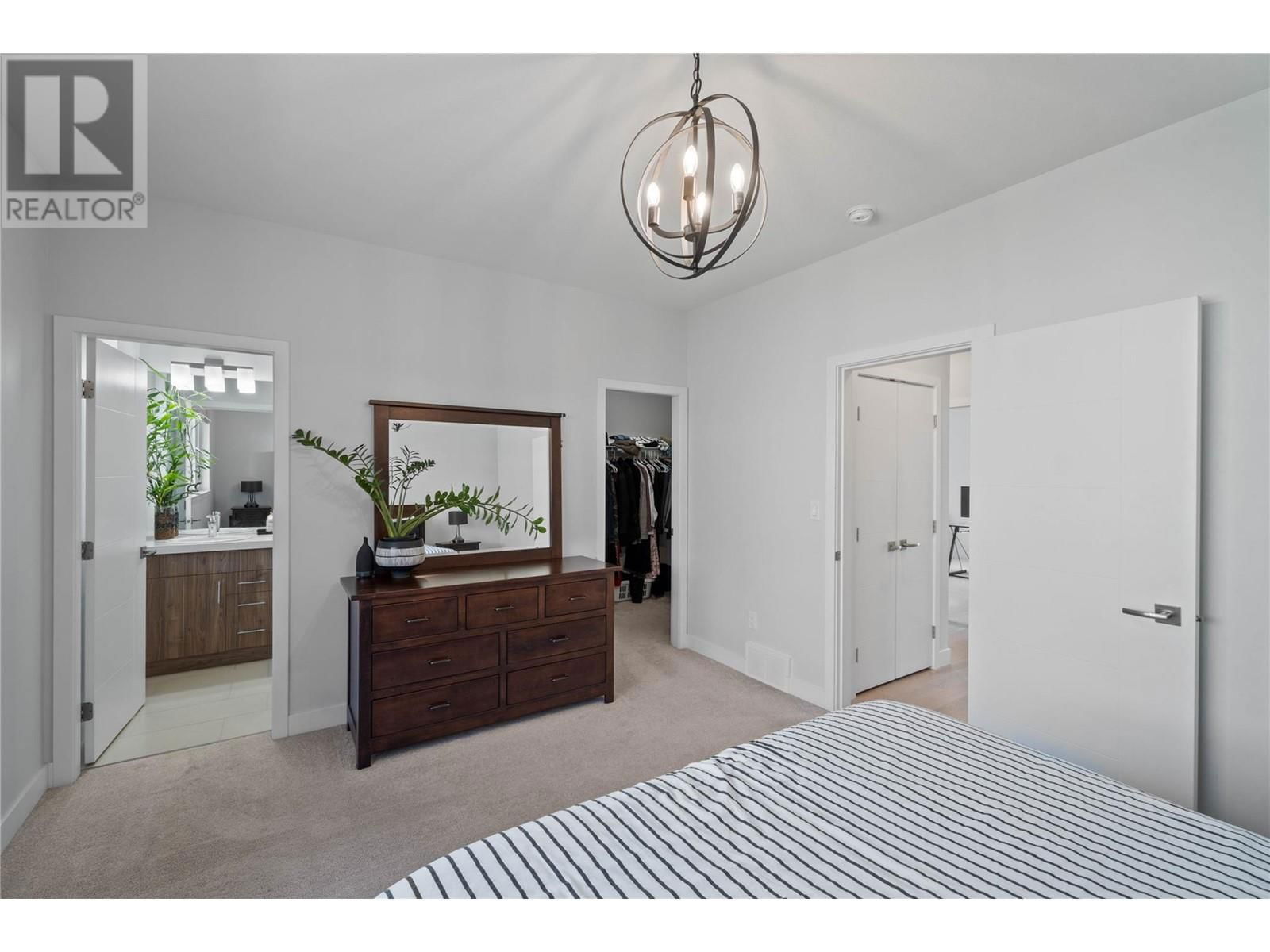 2065 SADDLEBACK DRIVE Image 17