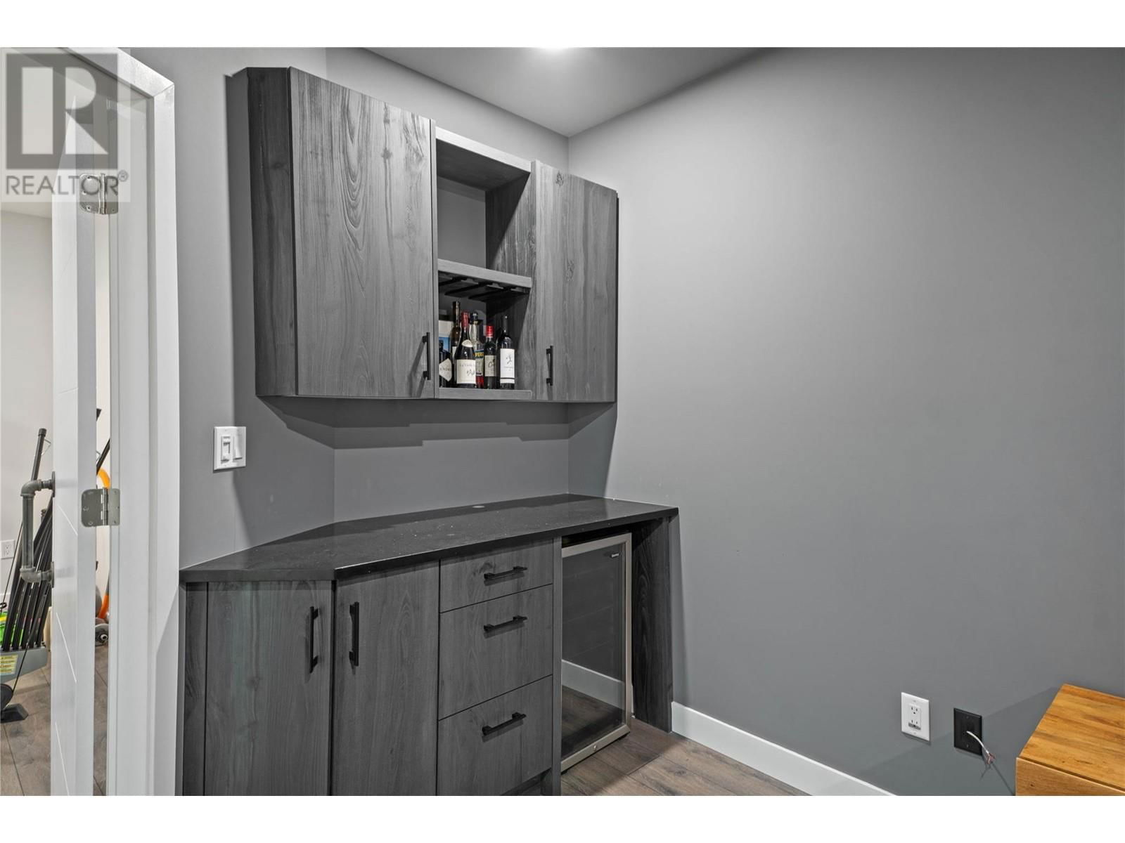 2065 SADDLEBACK DRIVE Image 30