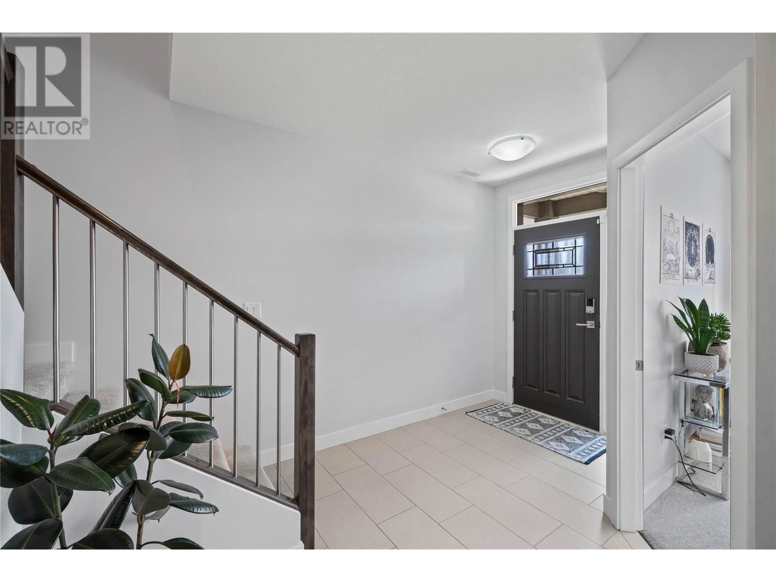 2065 SADDLEBACK DRIVE Image 5