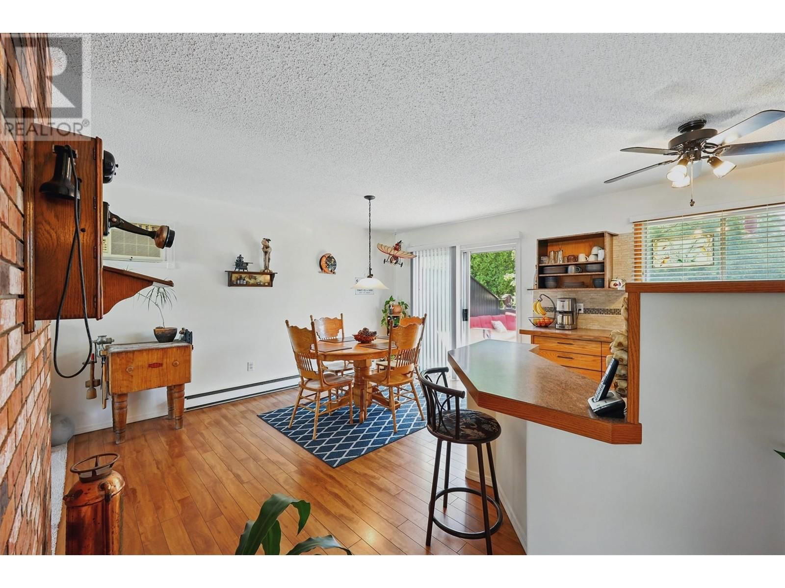 330 PINEVIEW ROAD Image 15