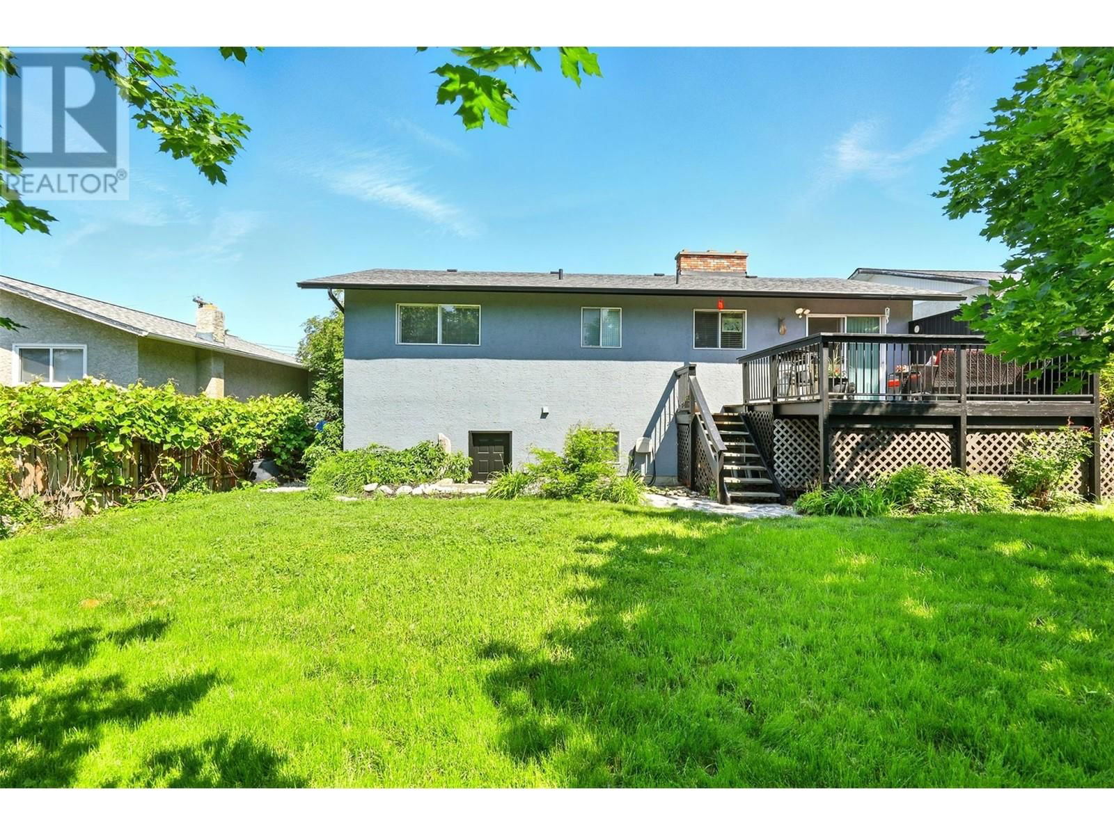 330 PINEVIEW ROAD Image 26