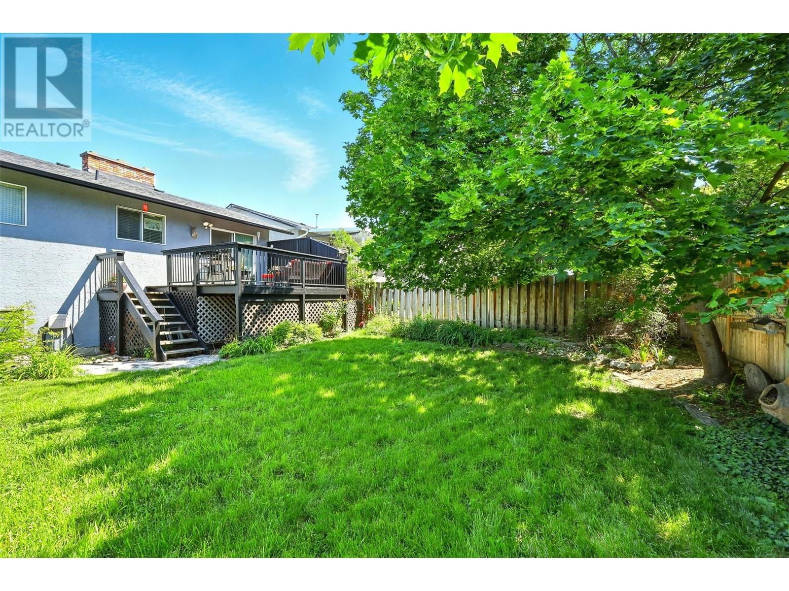330 PINEVIEW ROAD Image 6