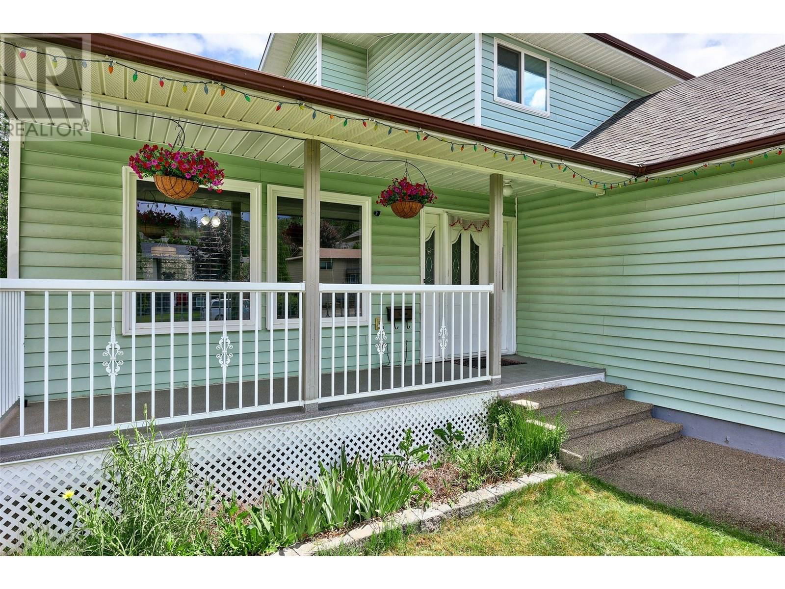 755 ROBSON DRIVE Image 2