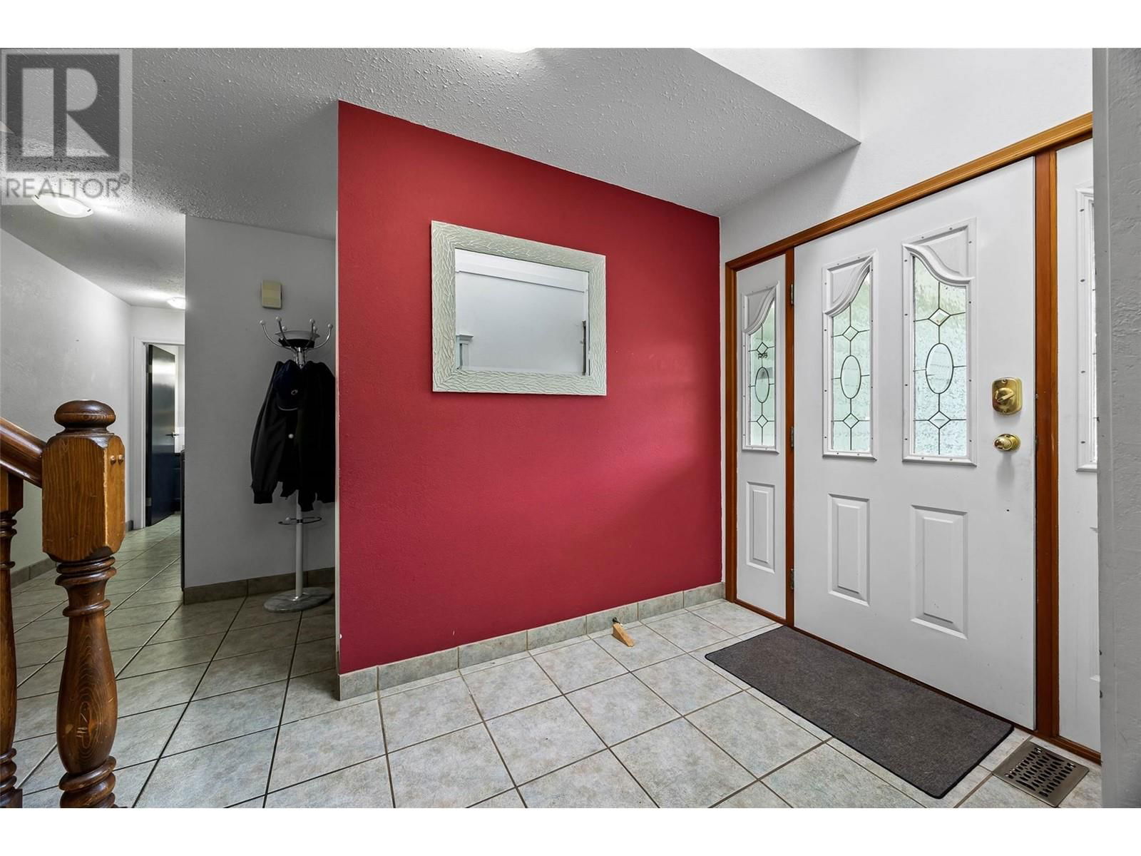 755 ROBSON DRIVE Image 3